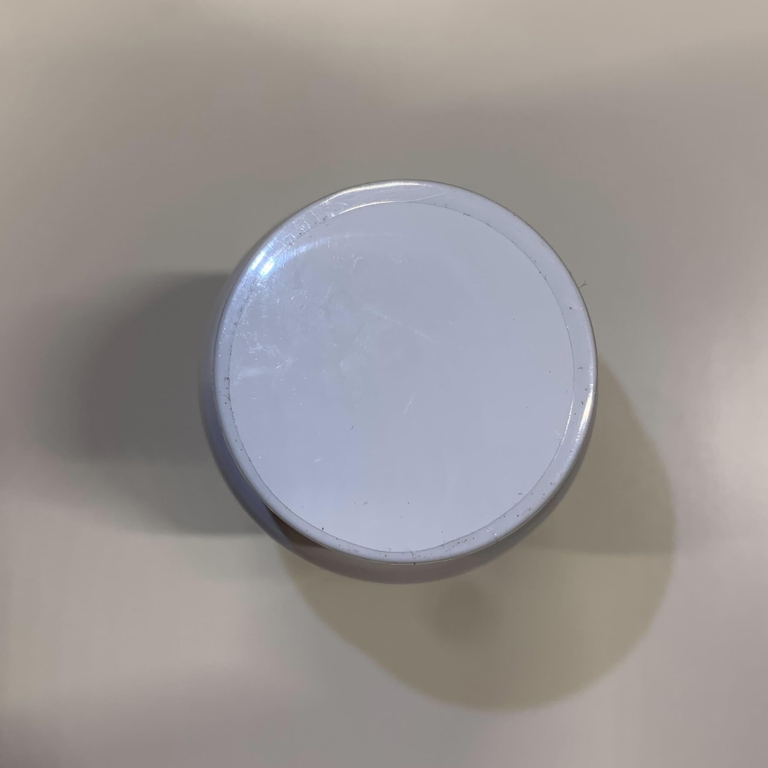 Quality and safety seal on partiQlar NR bottle