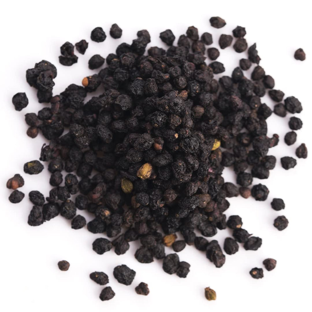 Serving ideas for elderberries in tea and smoothies