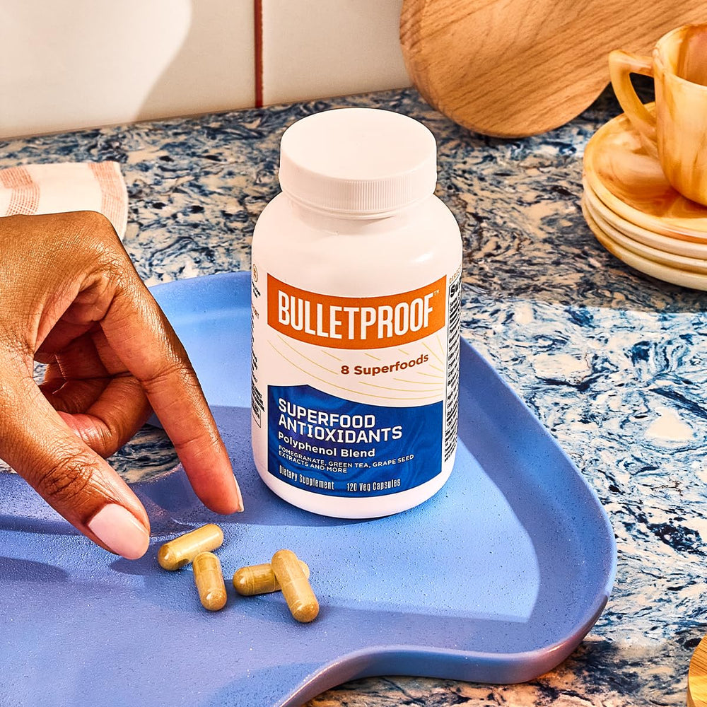 Includes pomegranate, turmeric, and green tea polyphenols