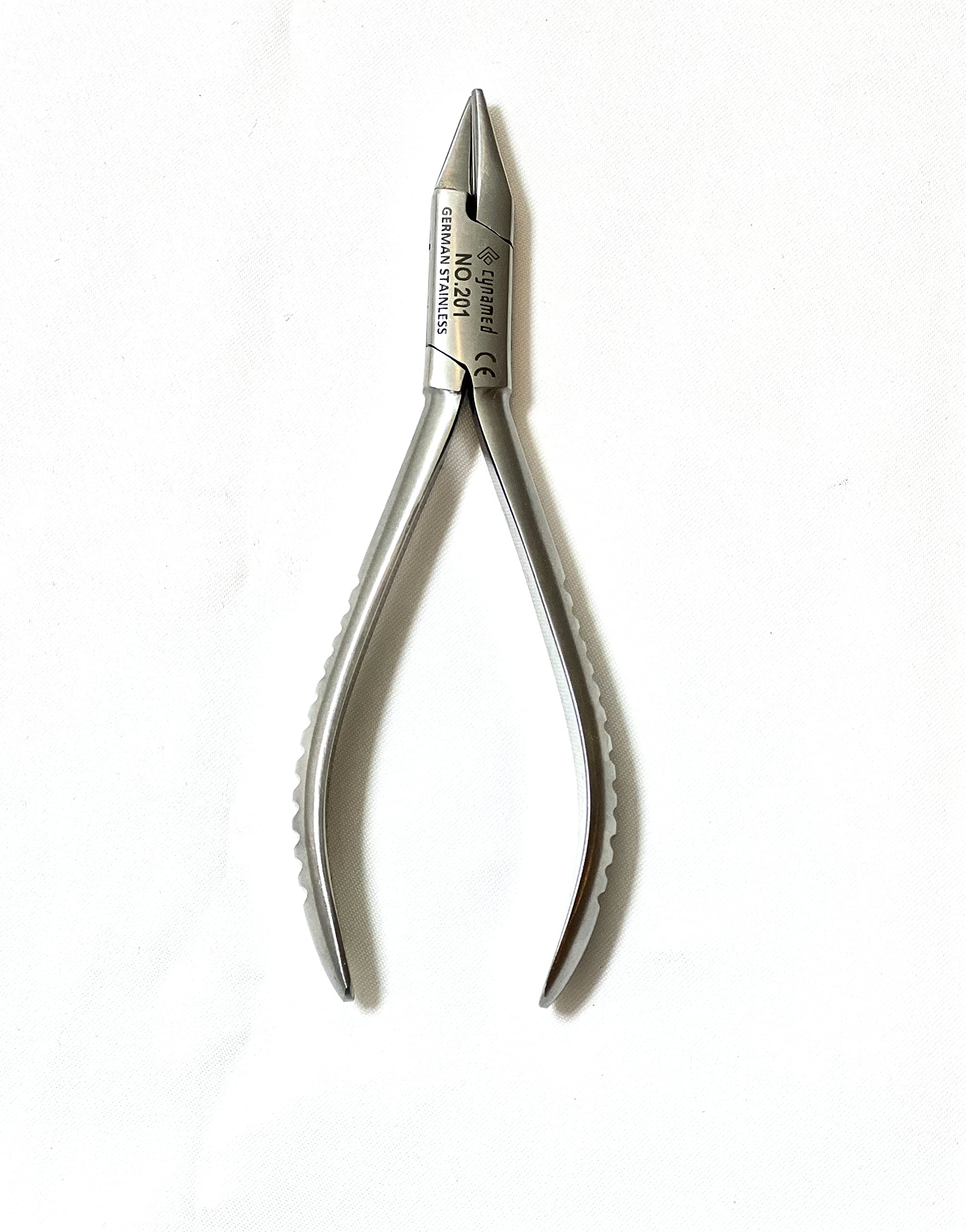 Aderer orthodontic plier with triple-beak design for precise bending