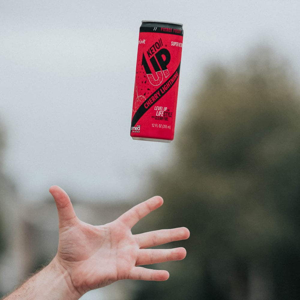 PRÜVIT Keto UP Drink chilled glass showcasing keto-friendly energy