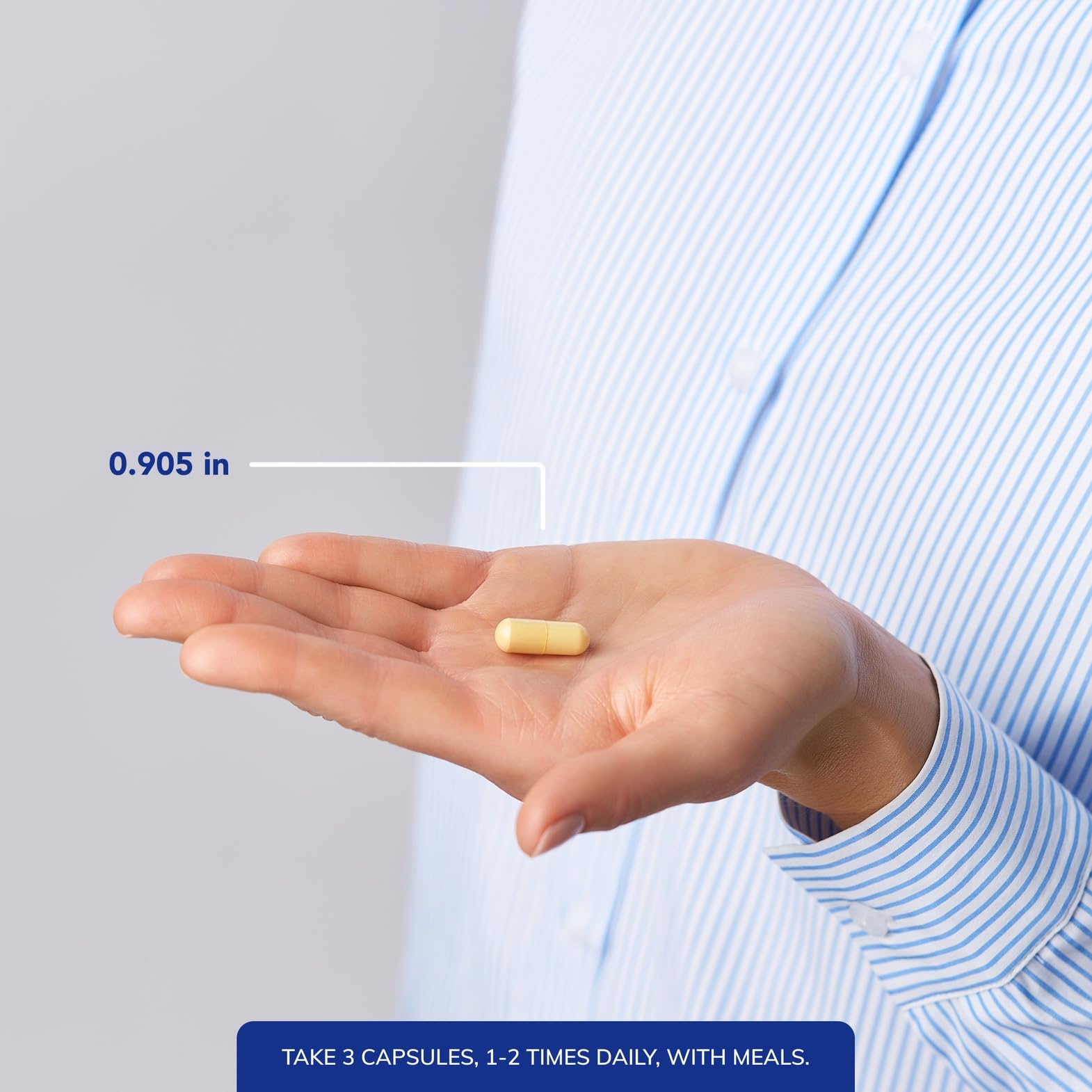 Pure Encapsulations Nutrient 950 pour demonstrates easy dispensing for daily use