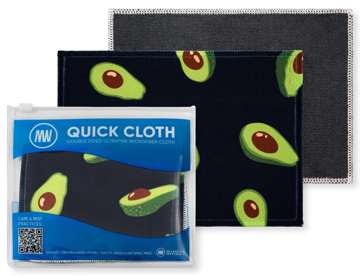 Quick Cloths Avocado 5x7 microfiber cleaning cloths in protective case – front view