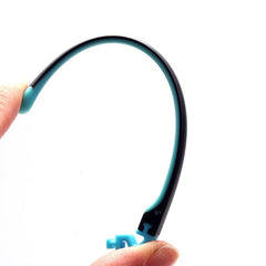 Package includes 1 x child glasses arms silicone