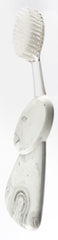 Wide brush head with soft bristles for thorough cleaning