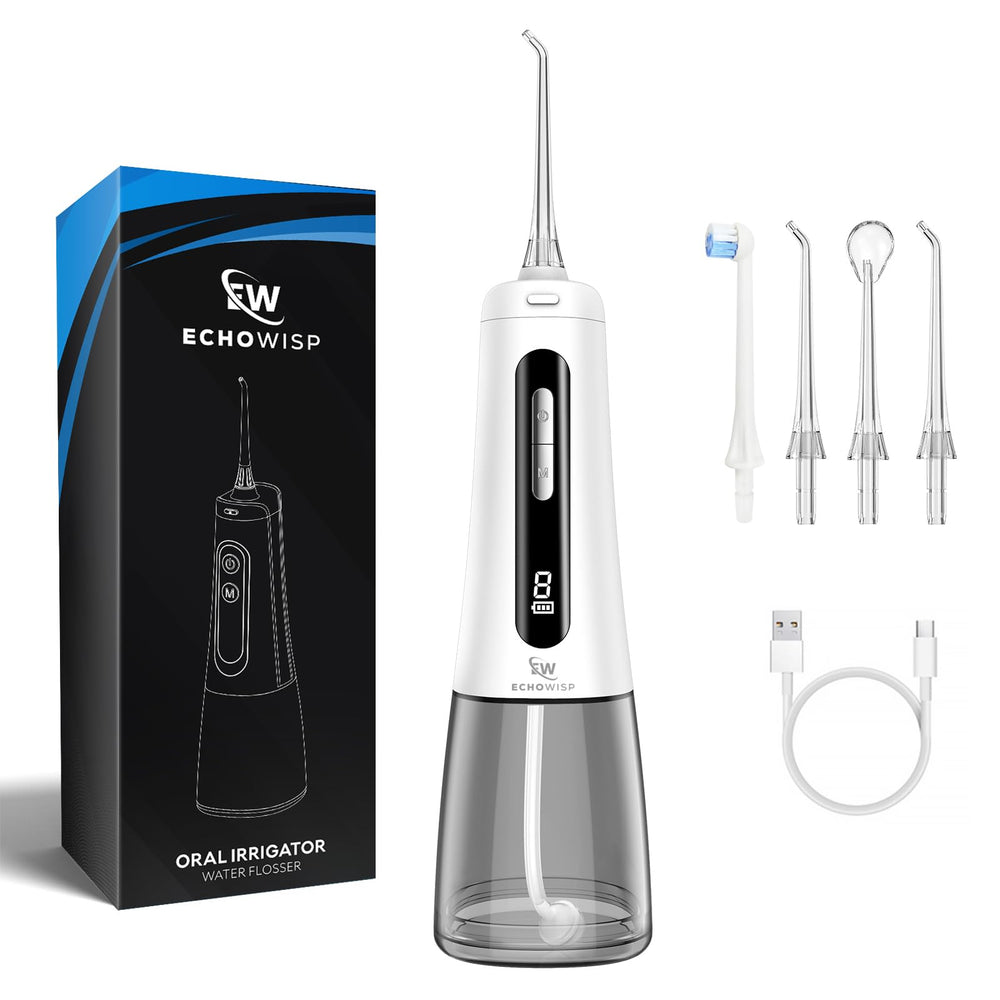 Rechargeable Water Flosser White with 4 nozzles and USB-C charging.
