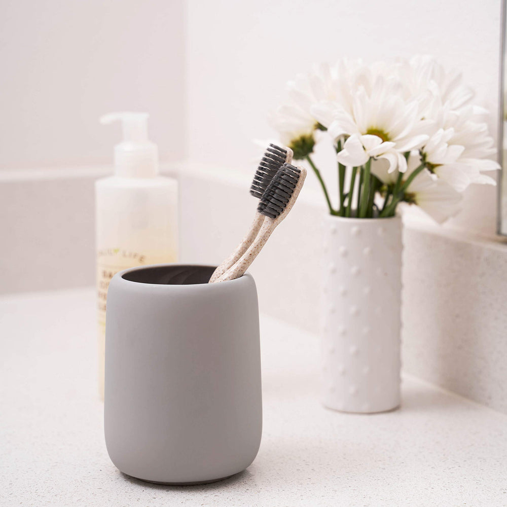 Recyclable paper sleeve packaging for toothbrush