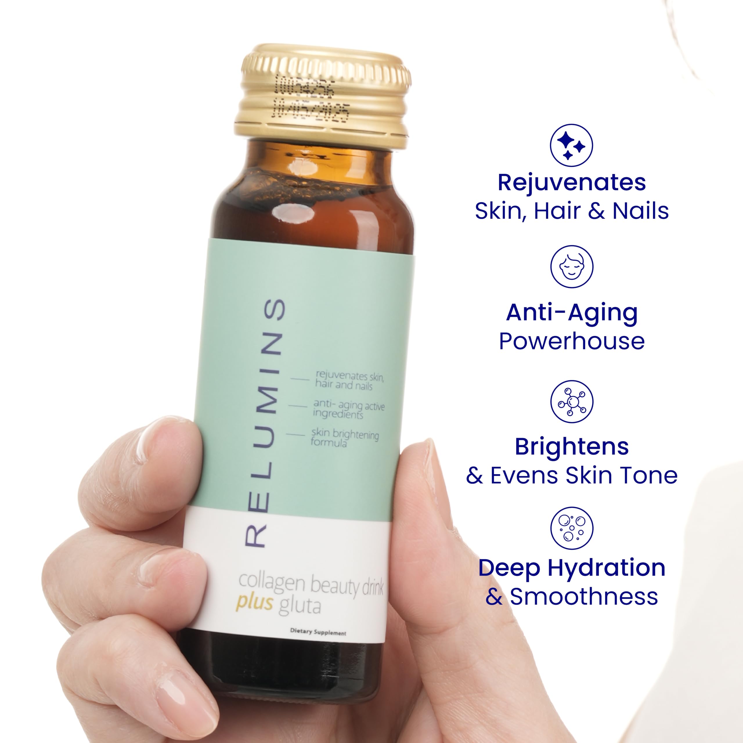 Relumins pouring the apple-flavored collagen into a glass for easy daily use