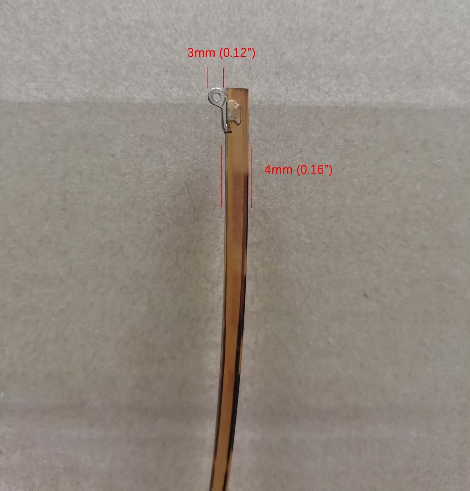 Eyewear replacement arms with screws and hinge