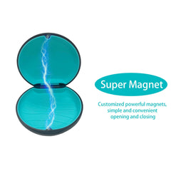 Open retainer case showing removable silicone pad