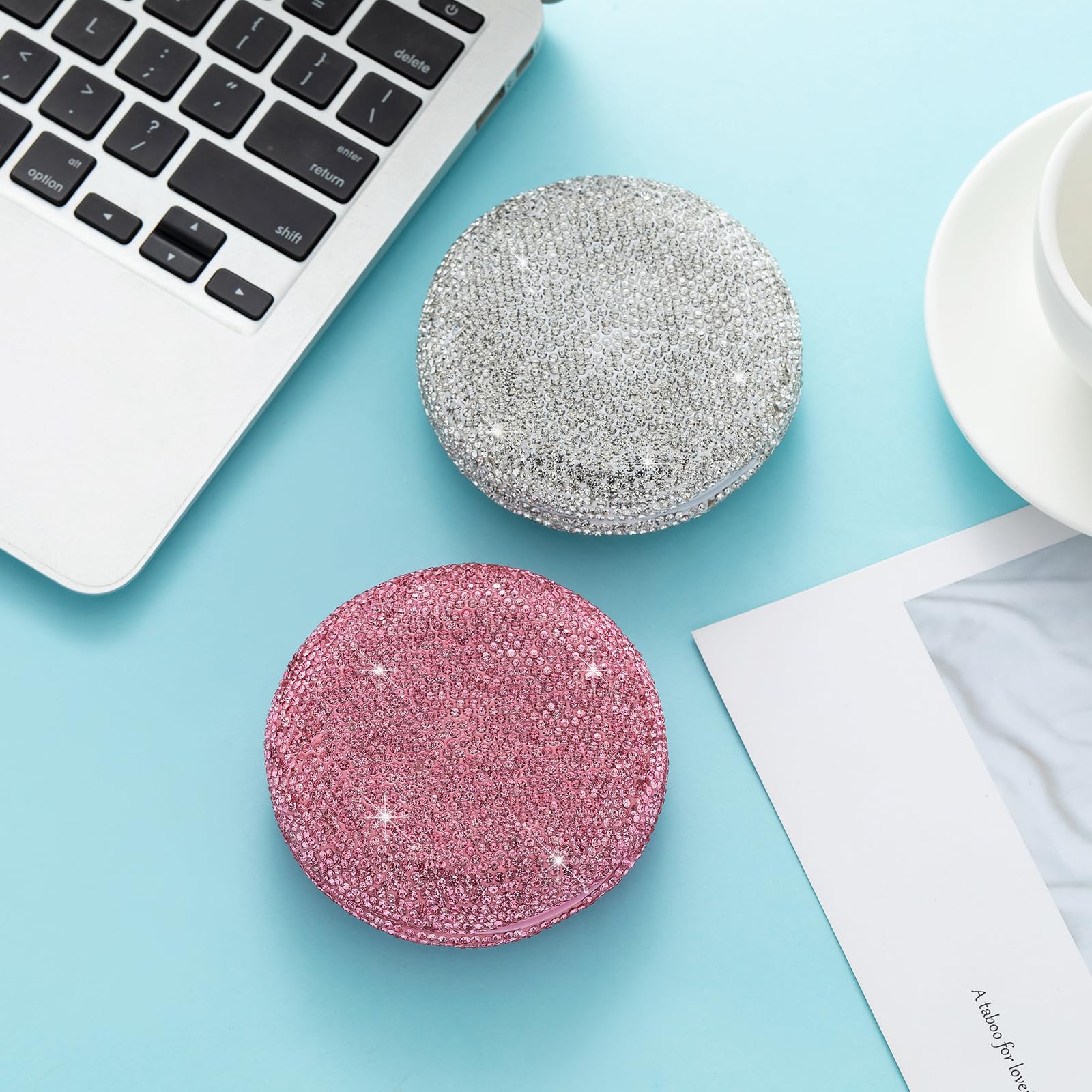 Compact travel-friendly retainer case for on-the-go use