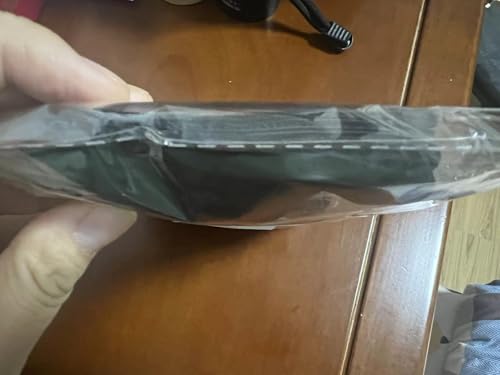 Right eye patch labeled R