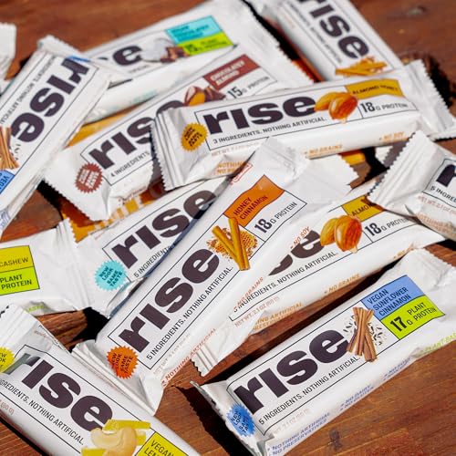 Serving suggestion: Rise Bar Almond Honey with a smoothie