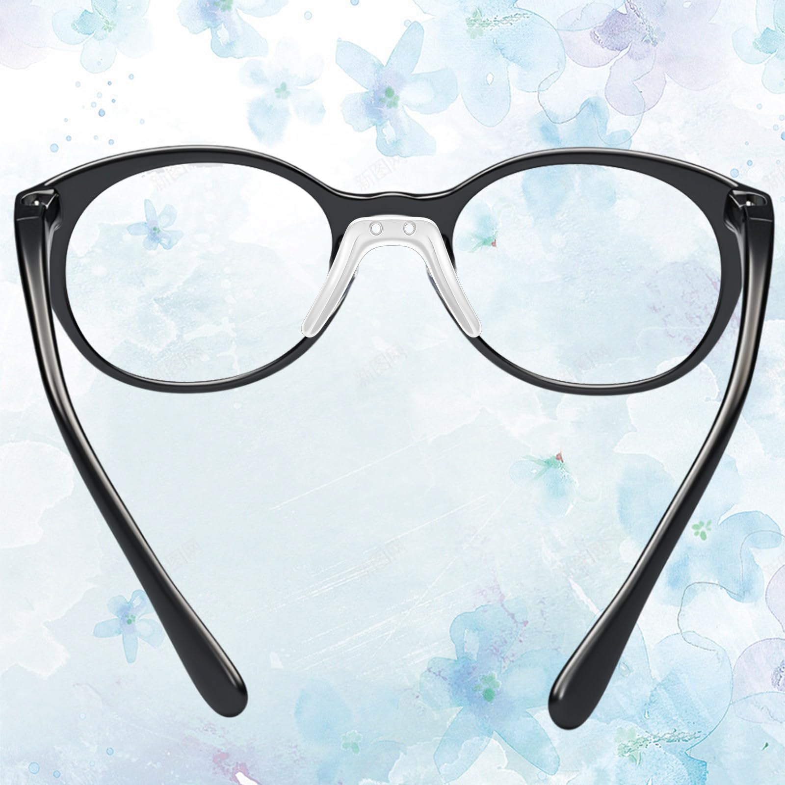 Comfortable saddle bridge nose pad on metal frame glasses