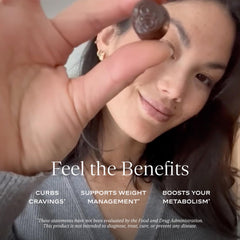 SAKARA Metabolism Bites daily-serve pour demonstrates simple routine integration