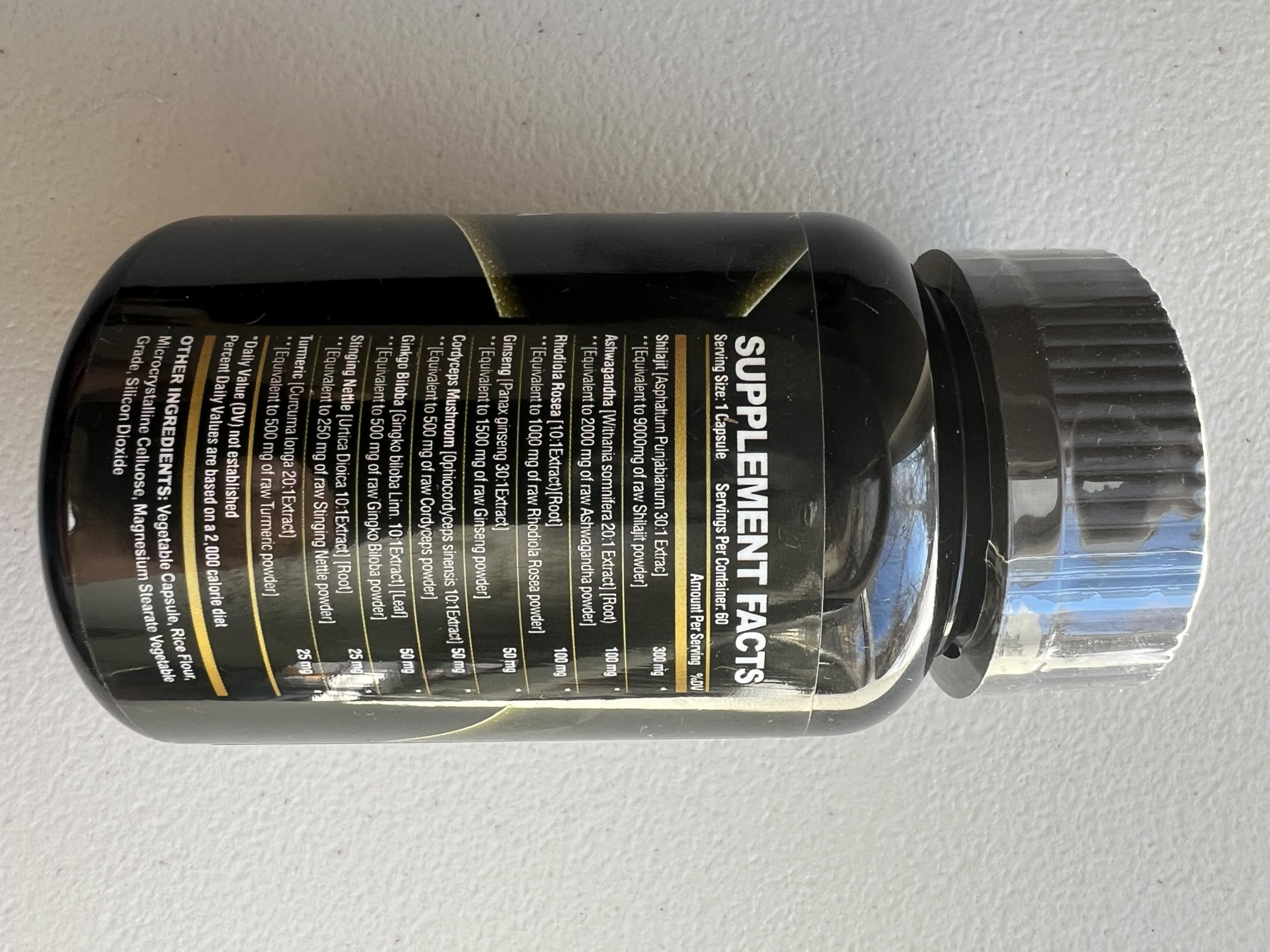 Sea Moss 16-in-1 and Shilajit 8-in-1 bottles