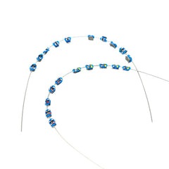 SEAVERRS 1 Pack temporary dental decorations blue - metal wires, brackets and ligatures mounted on a dental model (image 1)