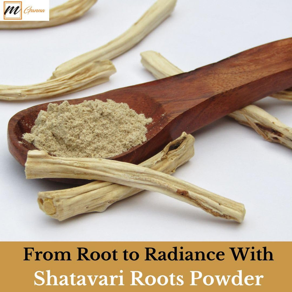 Shatavari plant and roots (Asparagus racemosus)