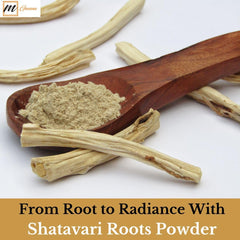 Shatavari plant and roots (Asparagus racemosus)