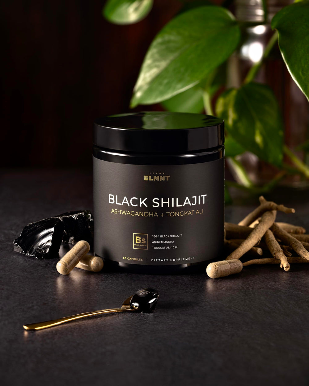 Label showing 1,000mg Shilajit per capsule and 60% Fulvic Acid