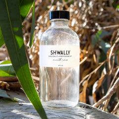 Shwally Peppermint Coconut Mouth Rinse bottle close-up