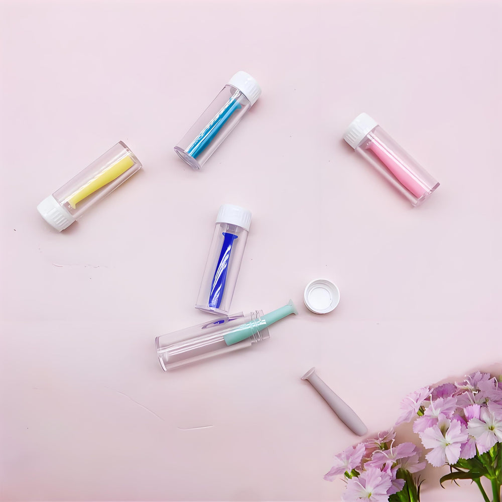 One-touch silicone plunger safely removing contact lens