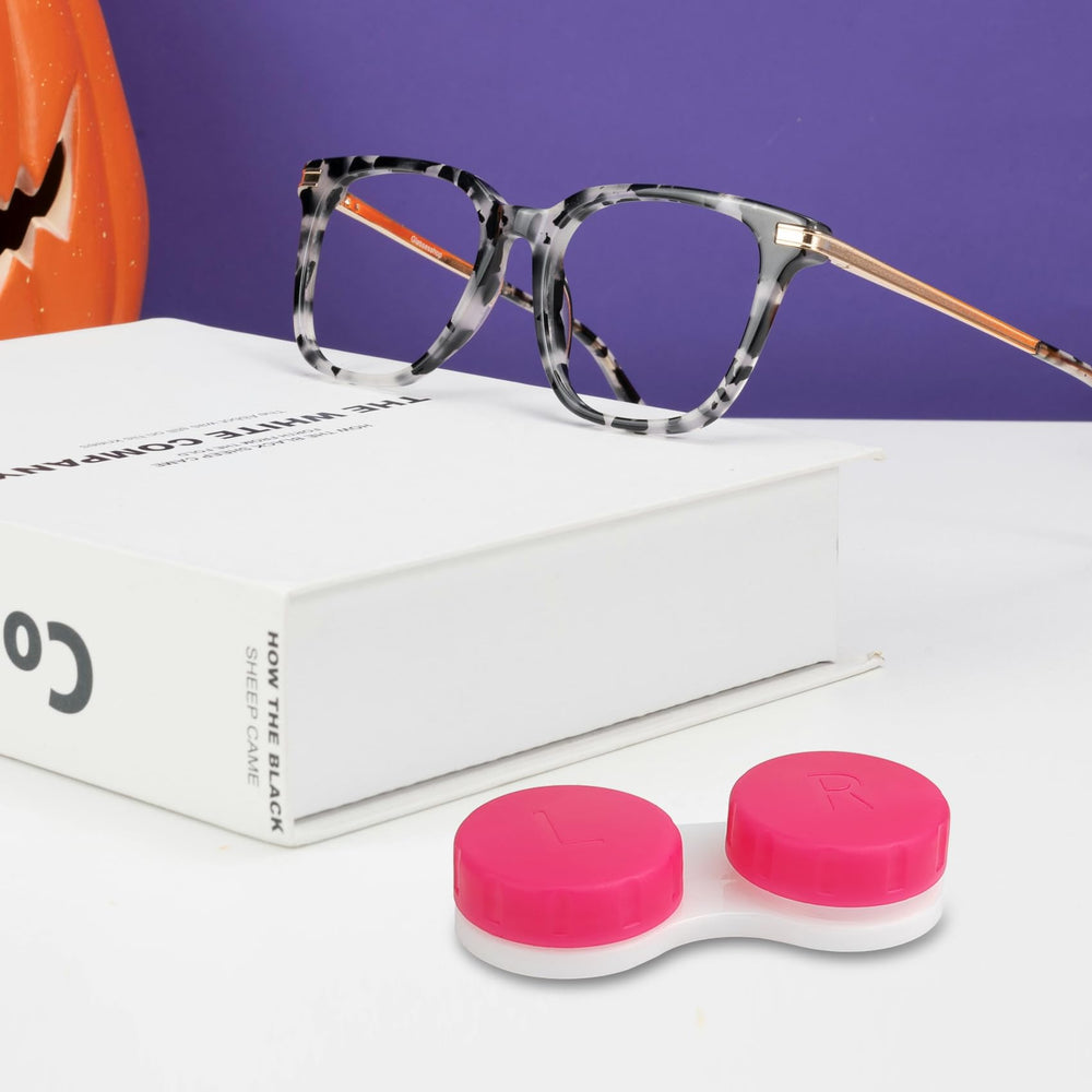 Lightweight plastic lens box for daily use