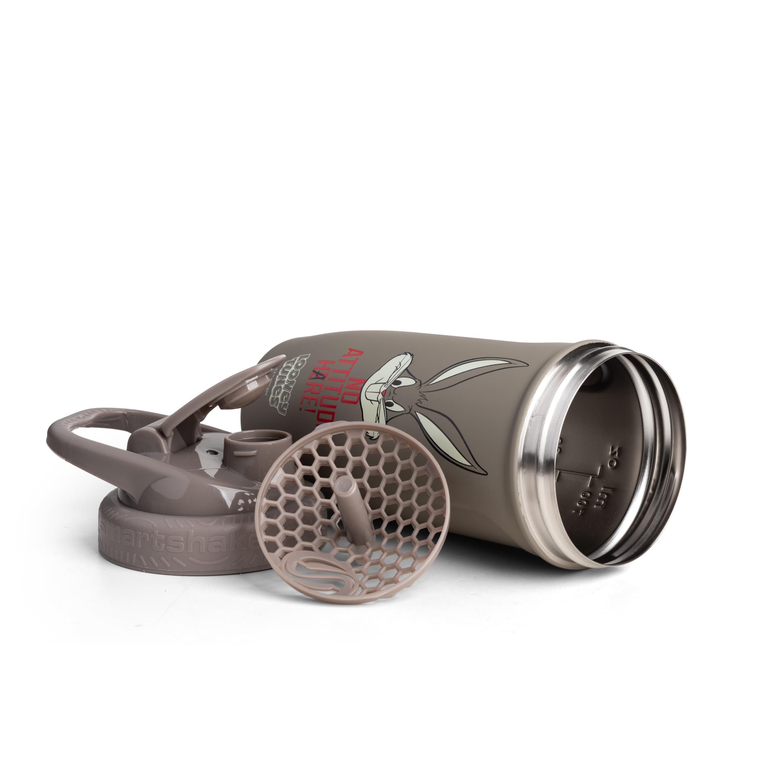 Smartshake Looney Tunes Reforce leakproof lid ensures clean shakes during travel