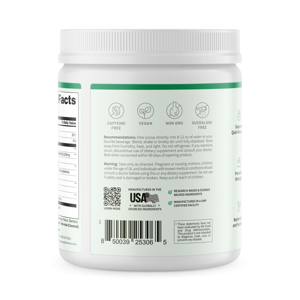 Powder texture close-up in scoop