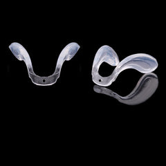Soft silicone saddle-bridge nose pads close-up image 1