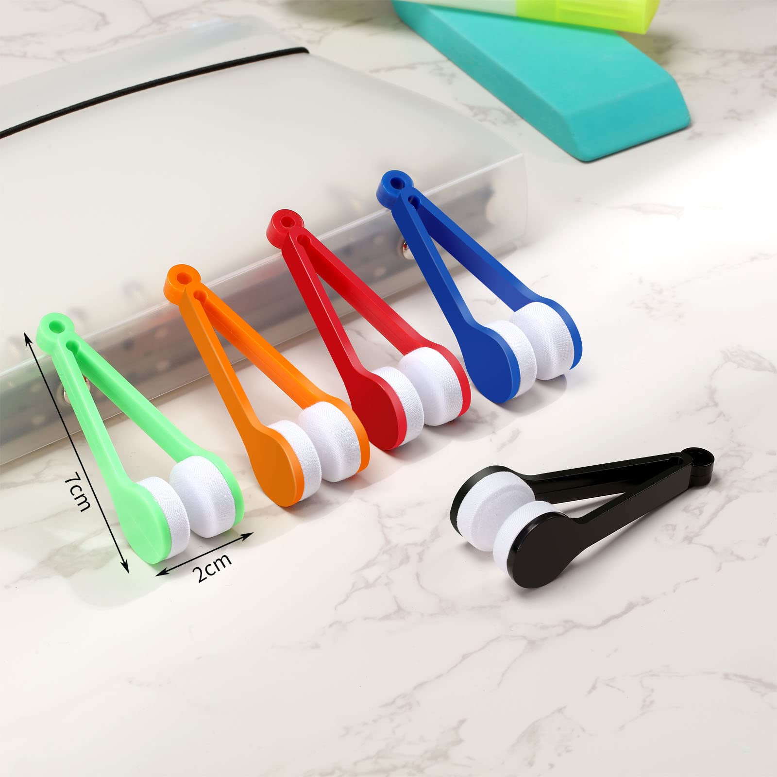 Blue 30-piece spectacles cleaner brush