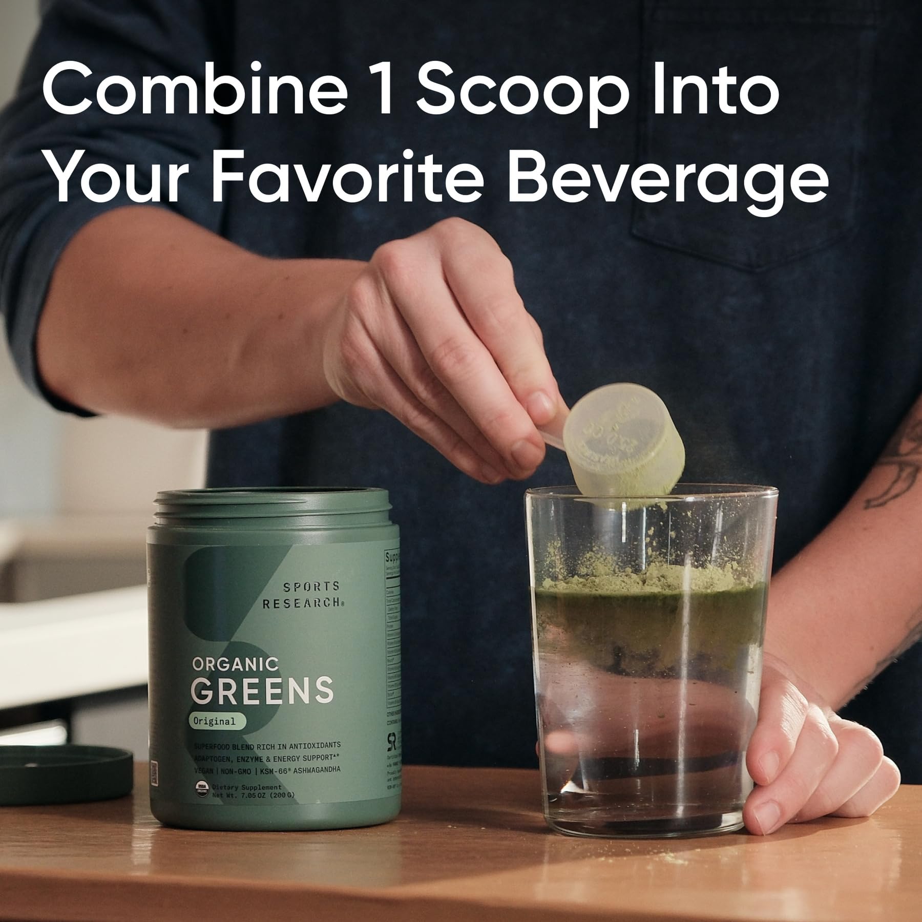 Ingredients: spirulina and chlorella in Sports Research Organic Greens Powder