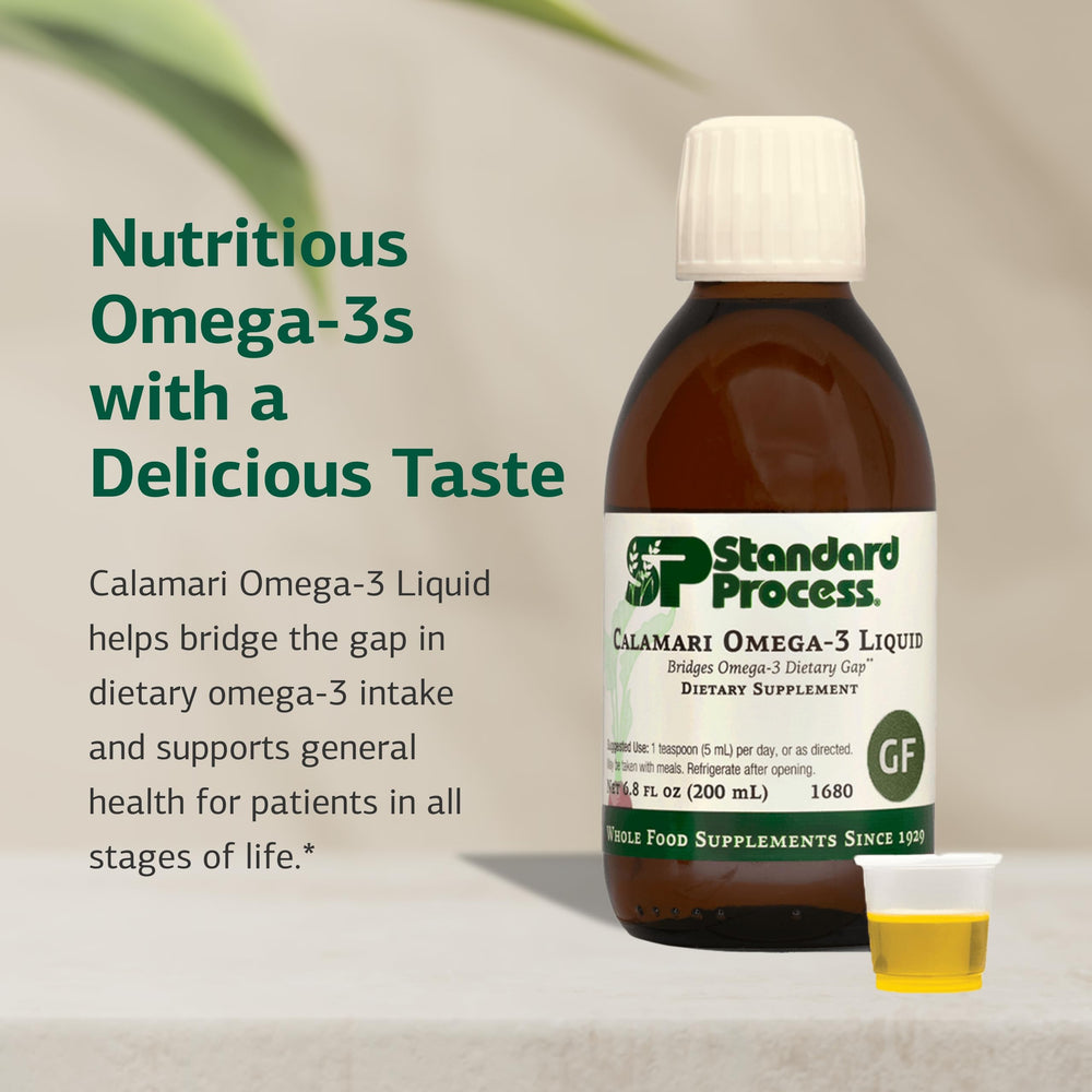 Serving spoon with Calamari Omega-3 Liquid