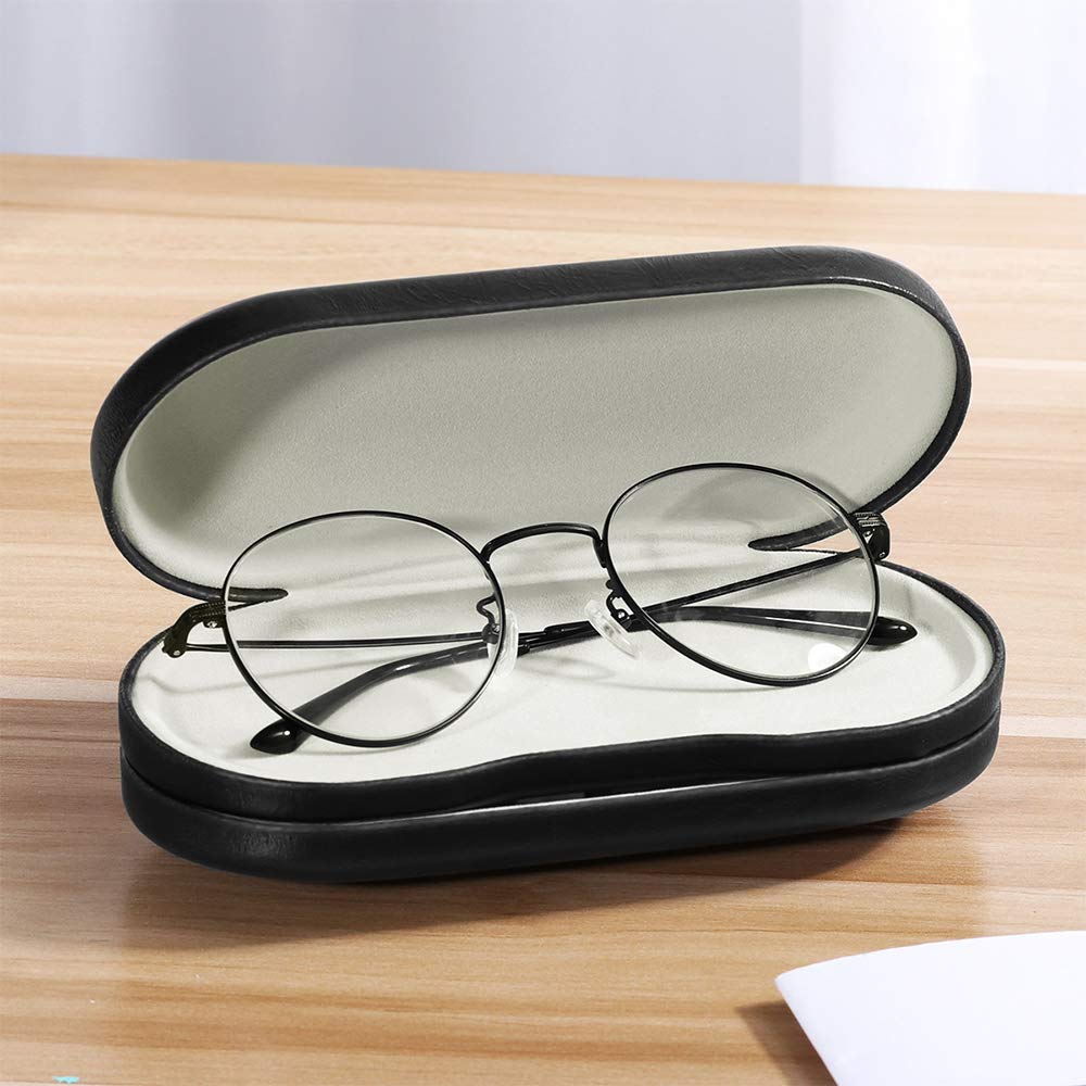 Compact, portable travel design of the SteelFever 2-in-1 case
