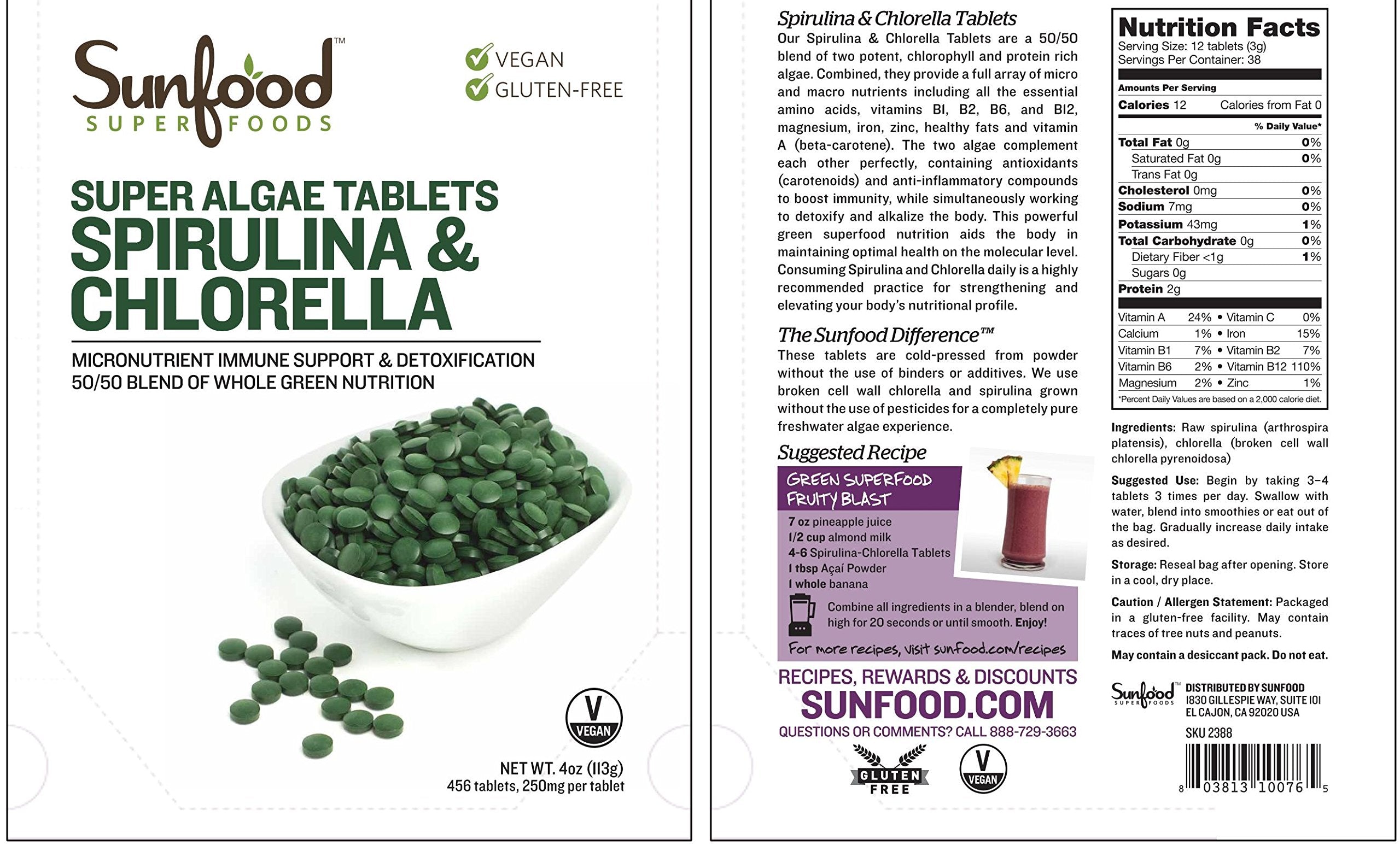 Close-up of chlorella and spirulina tablets capsules