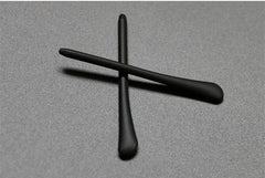 Close-up of temple tip hole diameter 1mm