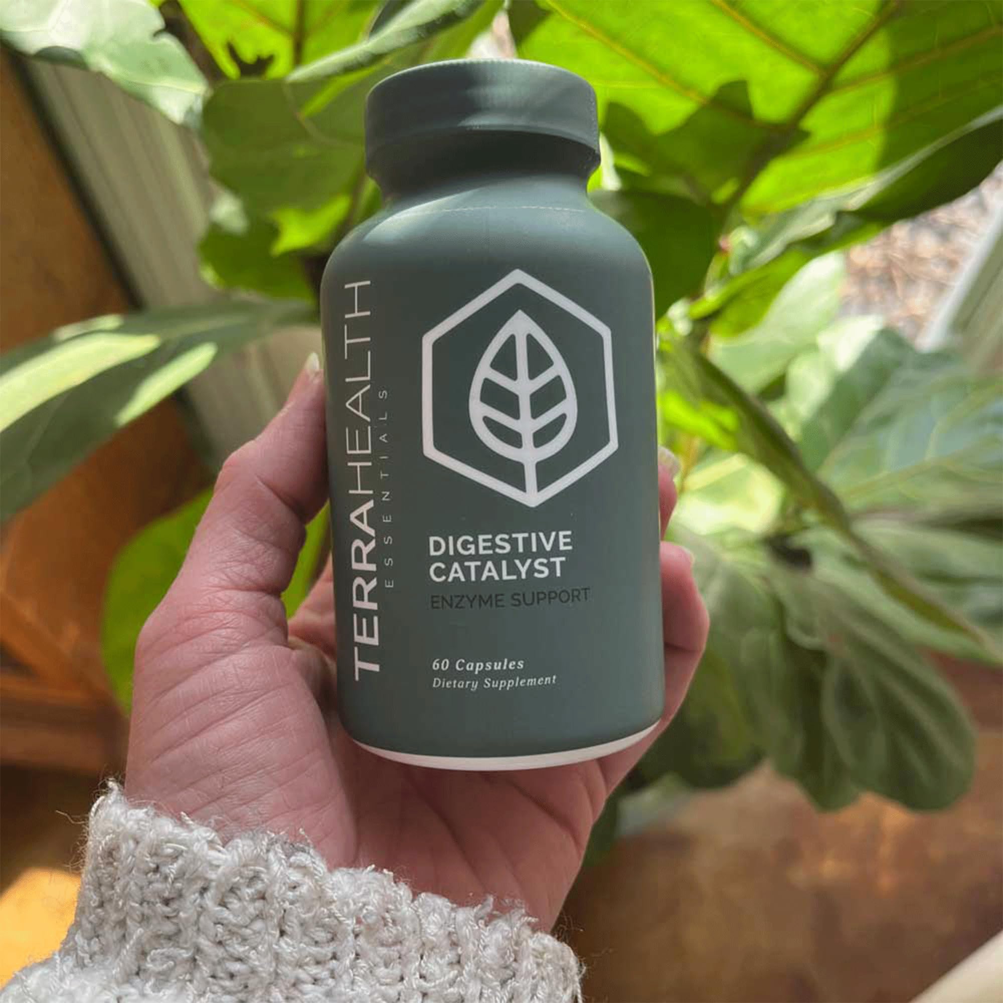 Product image on white background for Shopify listing