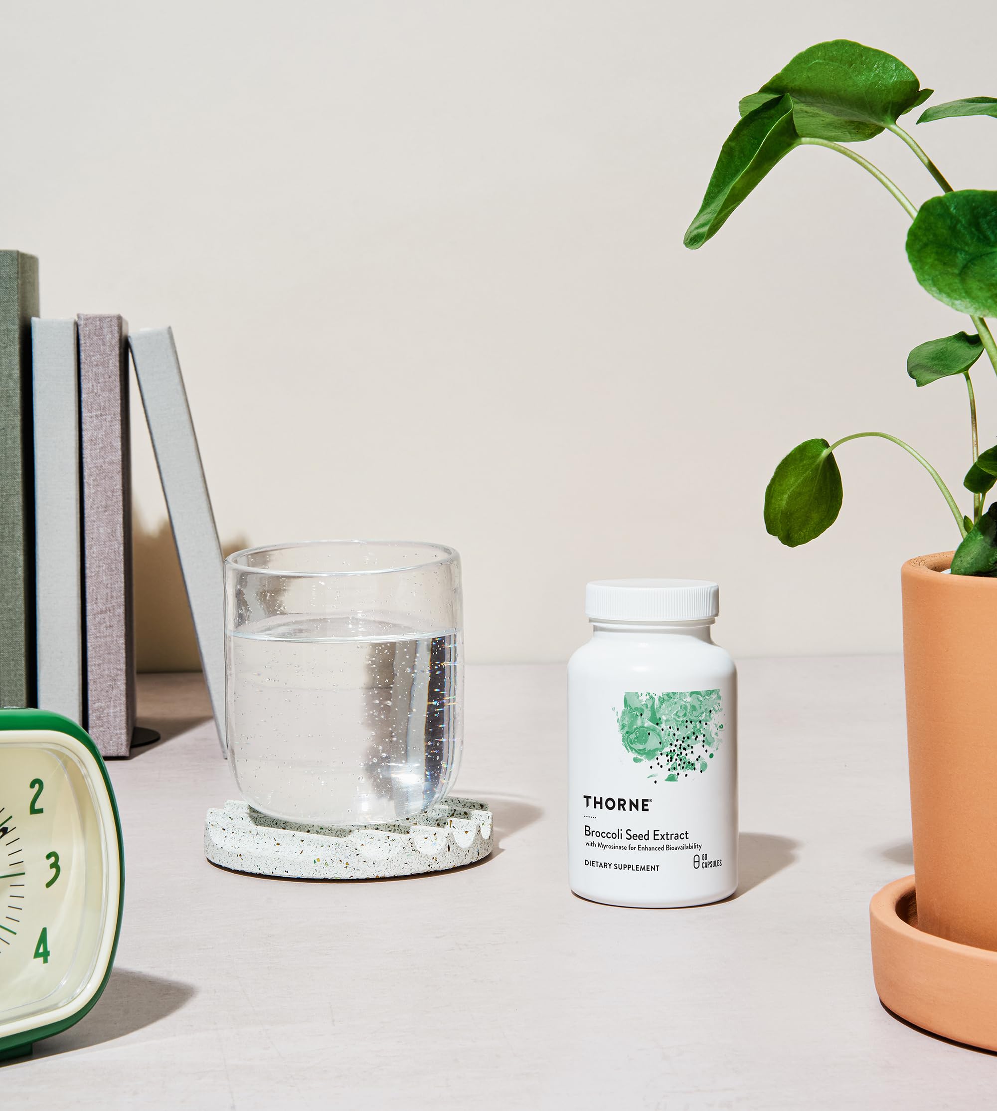 Third-party testing certificate symbol on product