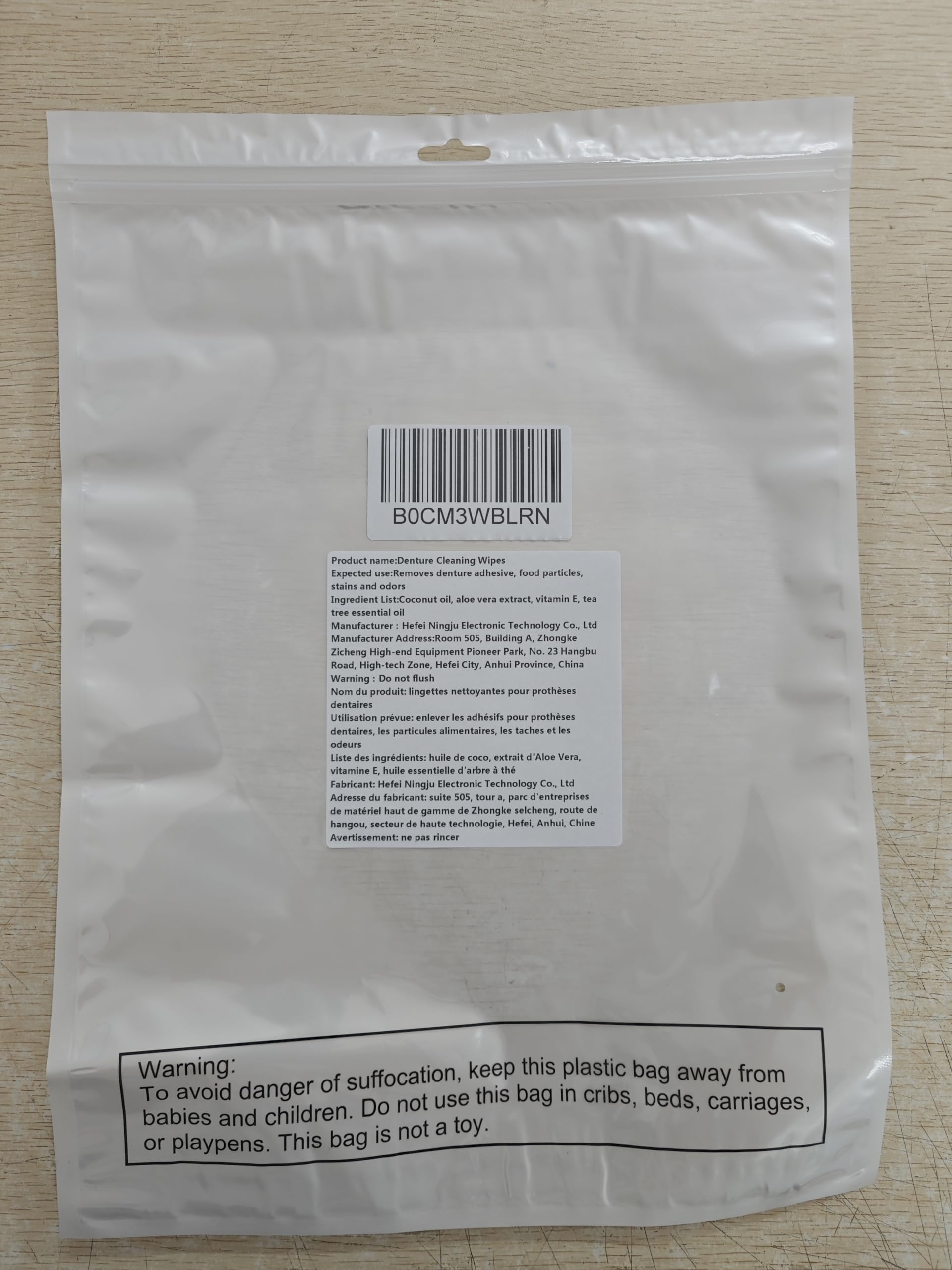 Gift-ready denture cleaning wipes pack
