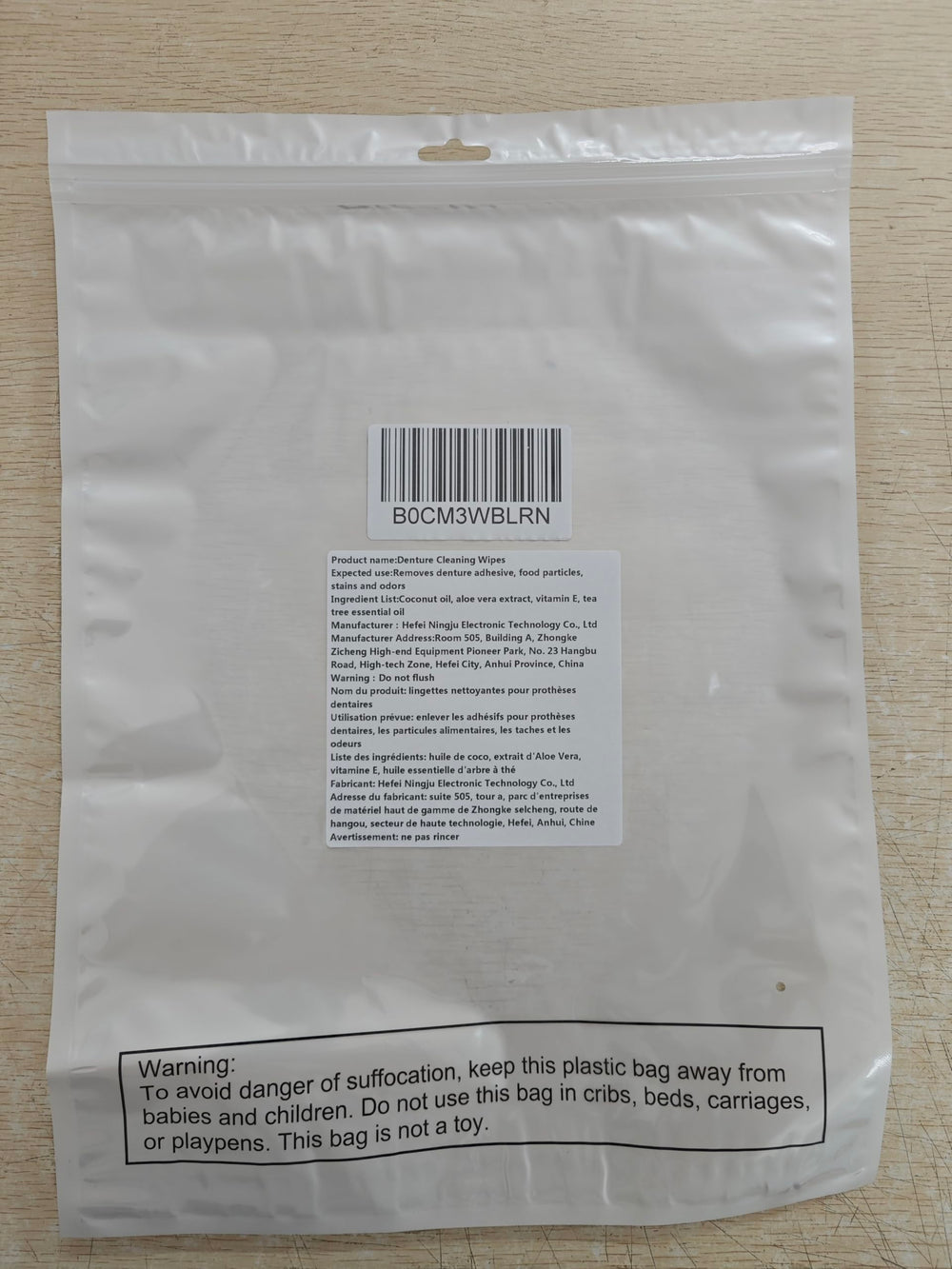 Gift-ready denture cleaning wipes pack