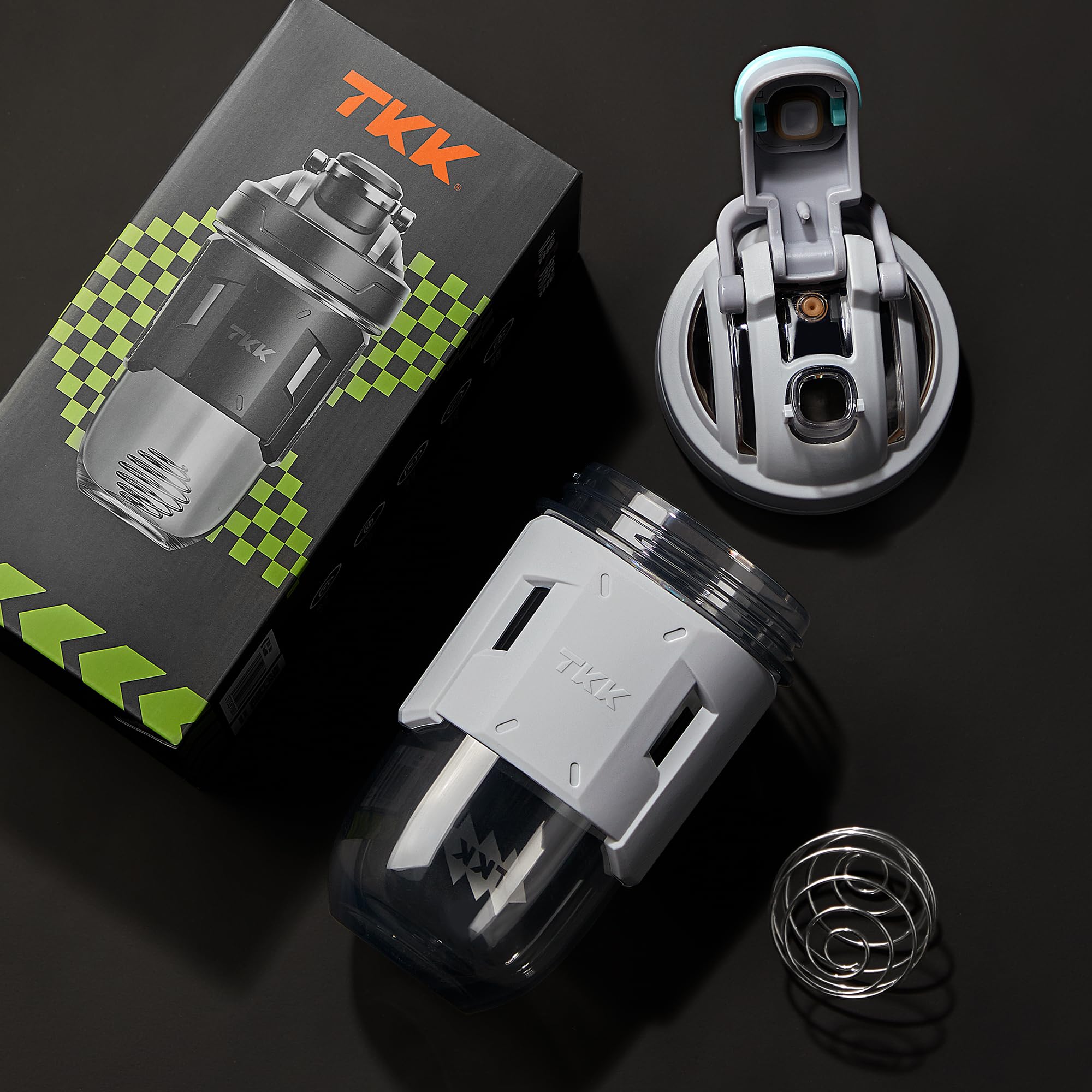 TKK Blender Shaker 24oz Tritan BPA-free plastic construction.