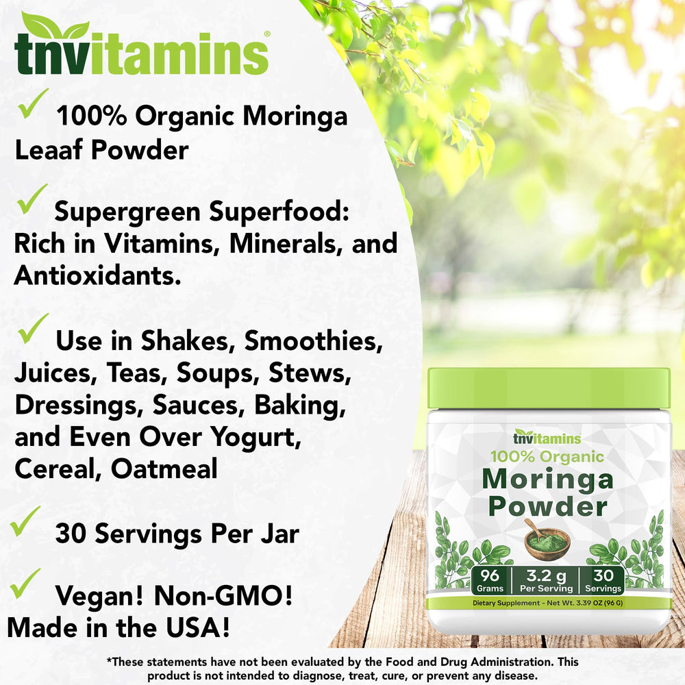 Serving spoon with moringa powder