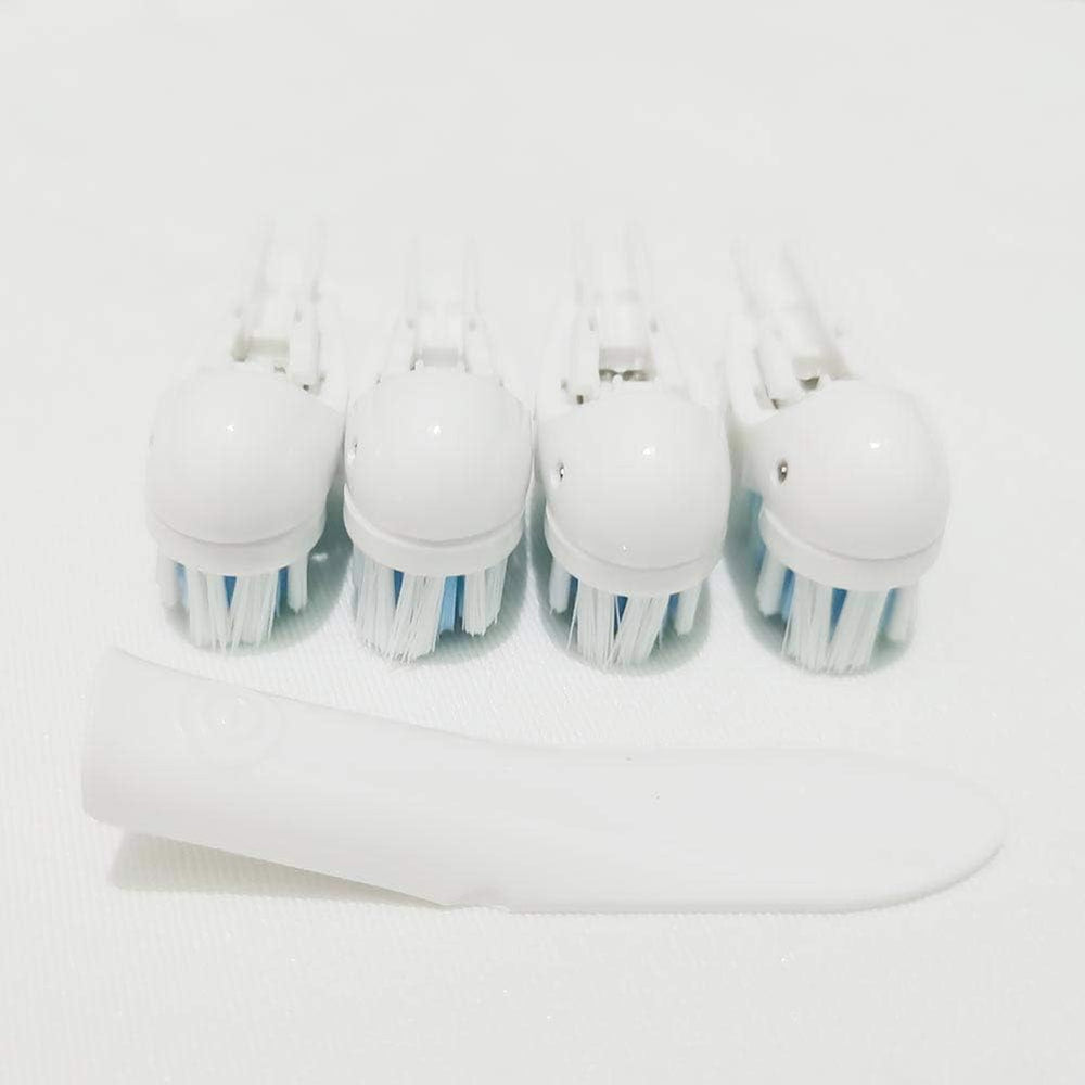 Brush head cleaning plaque from back teeth
