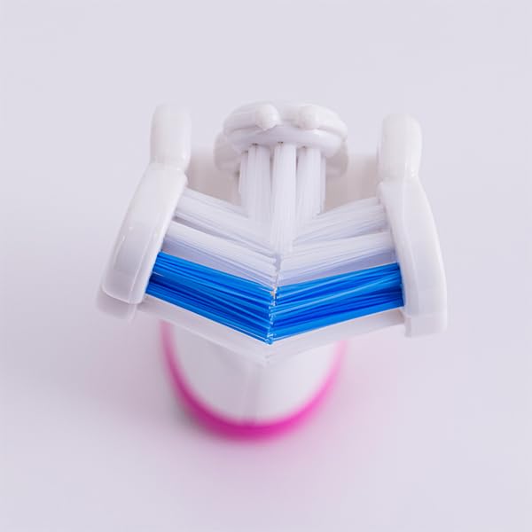 Dentist-approved Triple Bristle replacement head