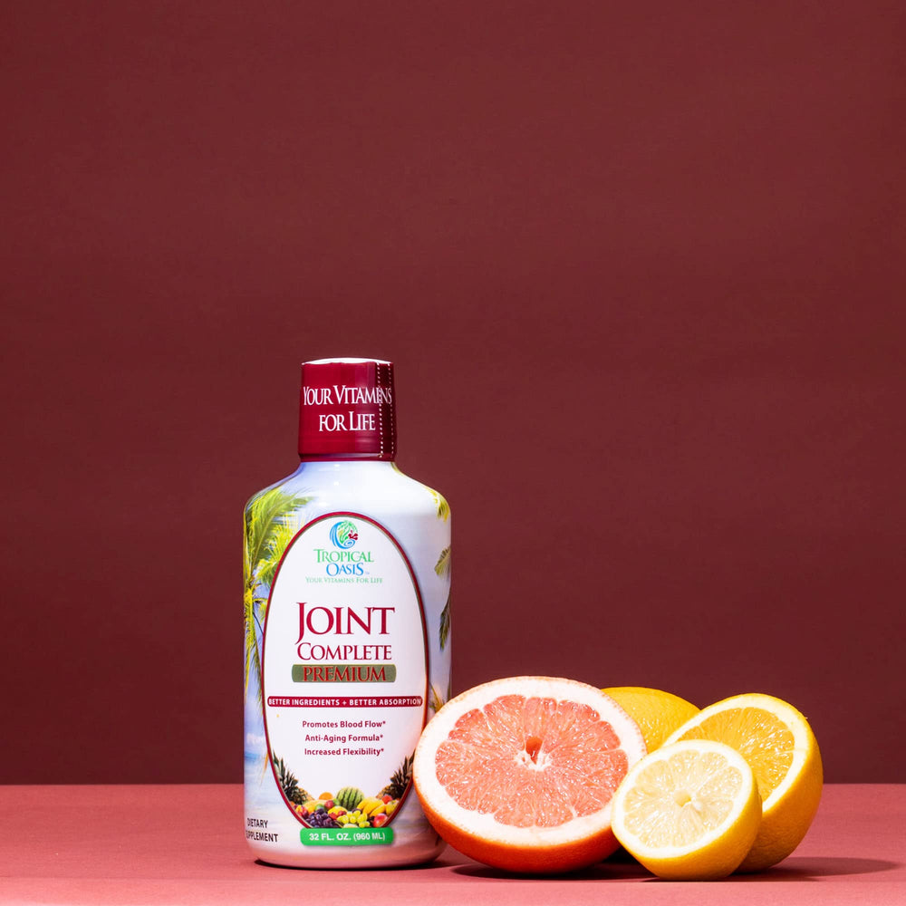 Tropical Oasis liquid pour into water cup illustrates easy daily integration.