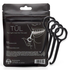 Universal compatibility with Invisalign and clear retainers