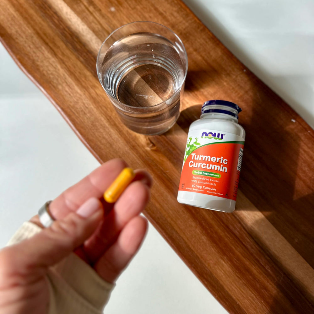 Graphic showing support for colon health from turmeric curcumin