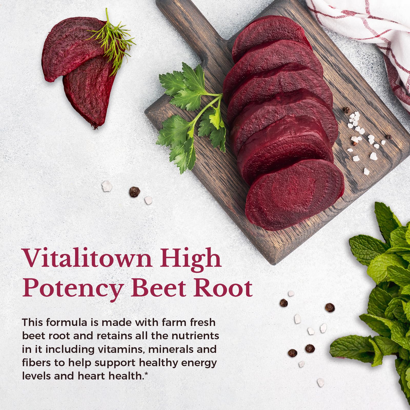 Vitalitown organic beetroot powder label highlights natural nitrates and antioxidants.
