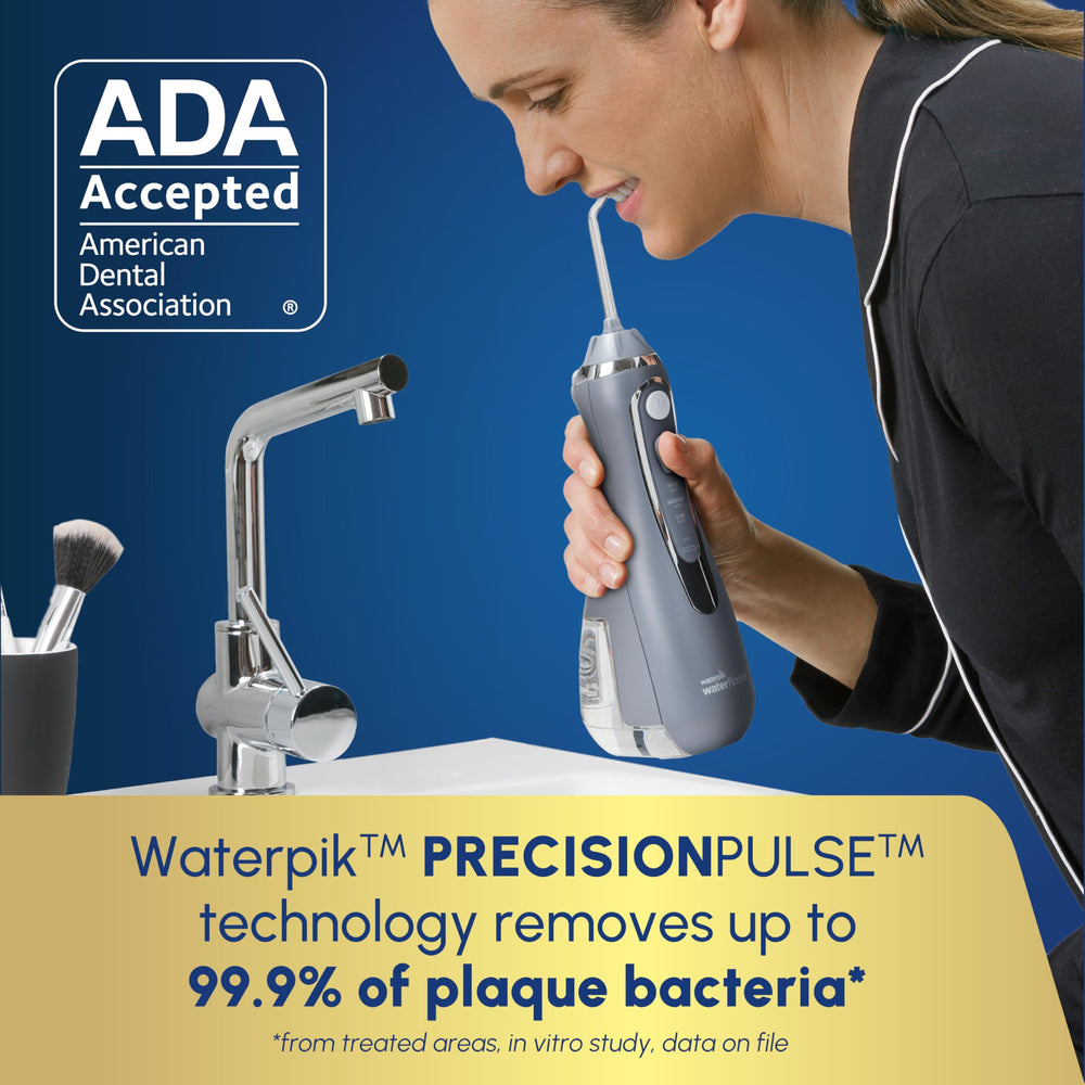 Recharge indicator on Waterpik Cordless Advanced 2.0 water flosser (gray WP-587)