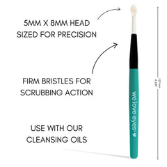 We Love Eyes eyelid margin scrub brush with product shot